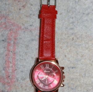 Weicam Woman's Red Fashion Analog Quartz Watch Leather Strap Needs Battery